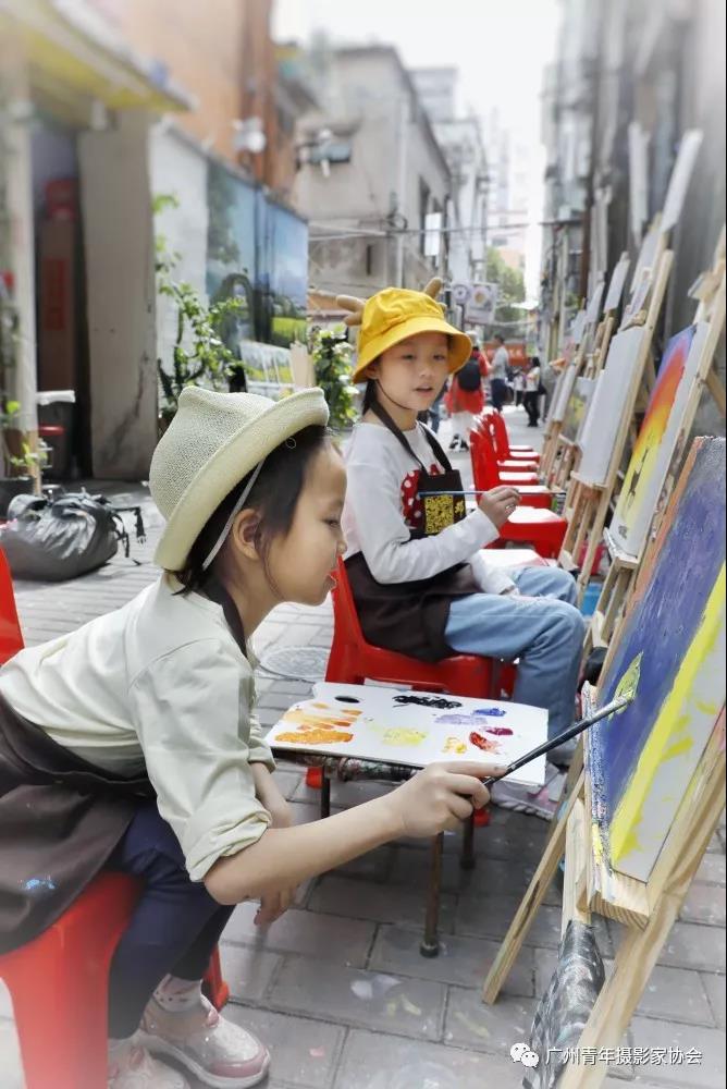 广东摄影教师高级研修班毕业并获聘