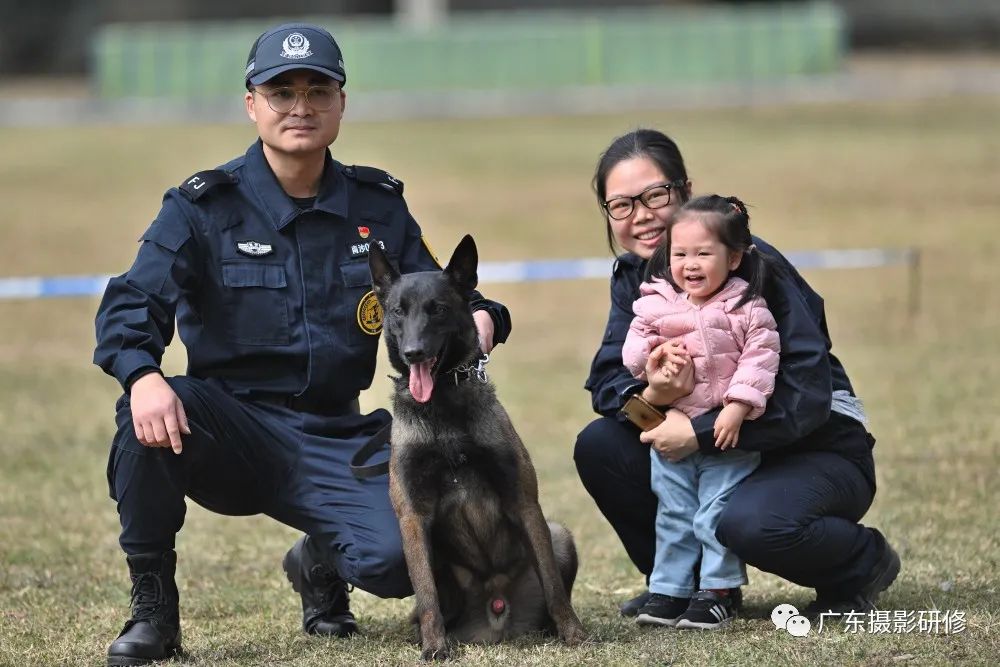 广东红色文艺轻骑兵走进广州公安送幸福大片